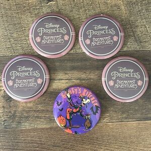 Disney pins - 5 total